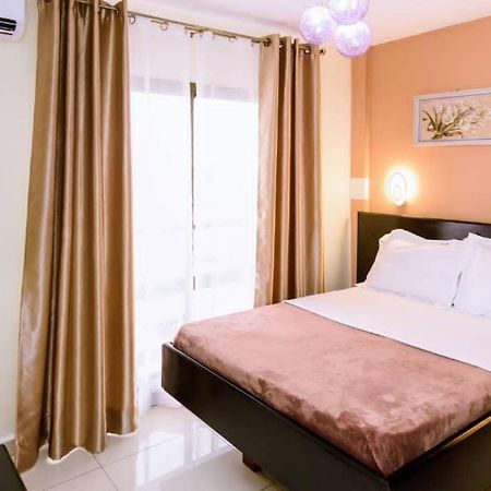 Serena Hotel Douala Luaran gambar