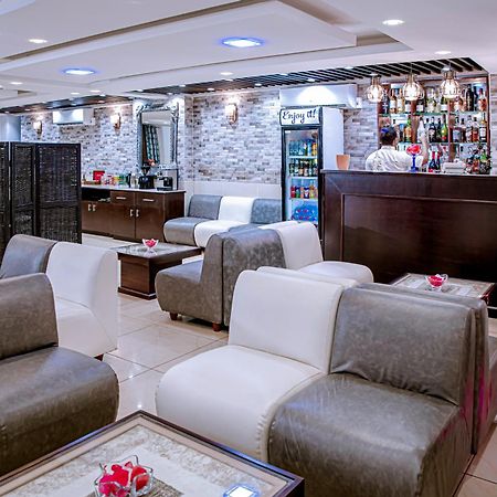 Serena Hotel Douala Luaran gambar