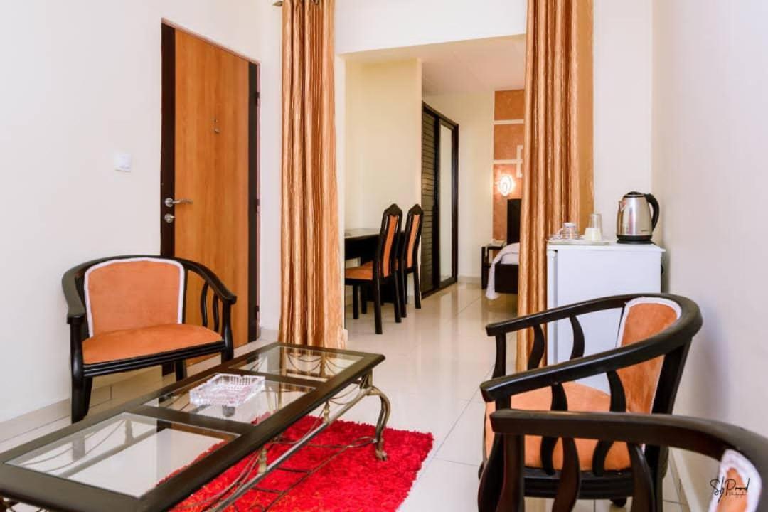 Serena Hotel Douala Luaran gambar