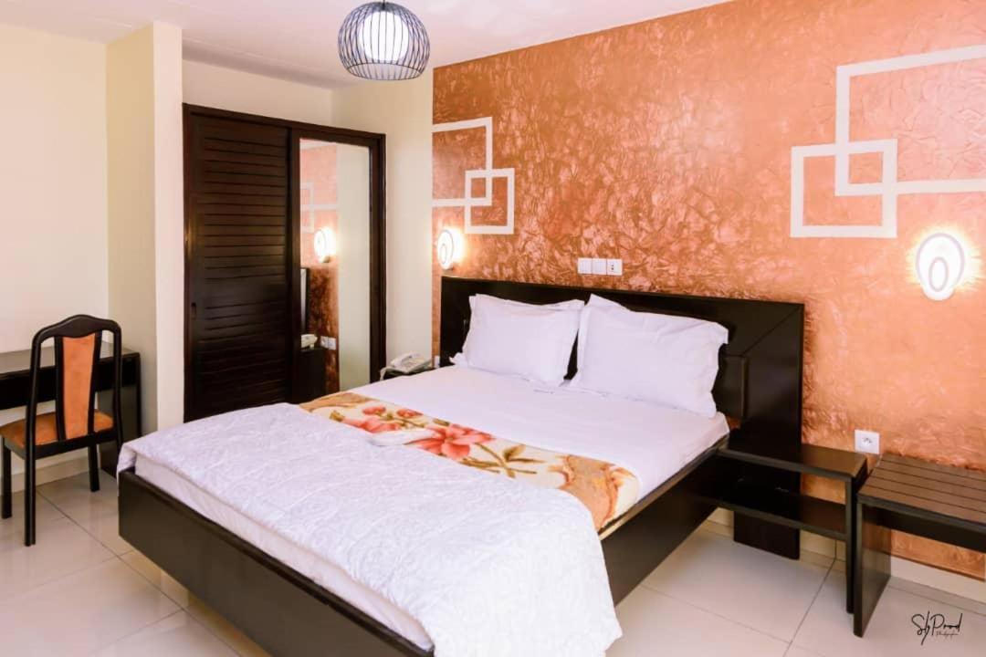 Serena Hotel Douala Luaran gambar