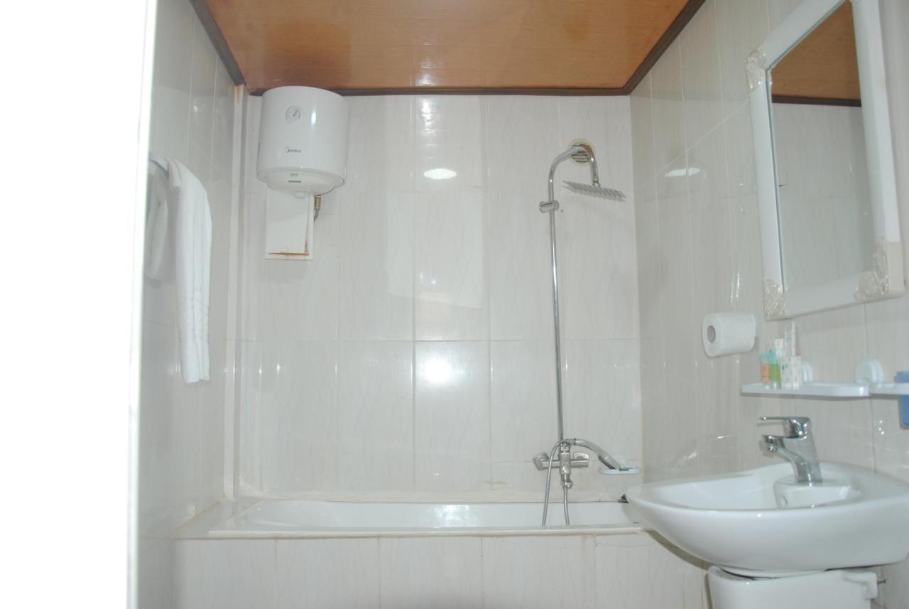 Serena Hotel Douala Luaran gambar