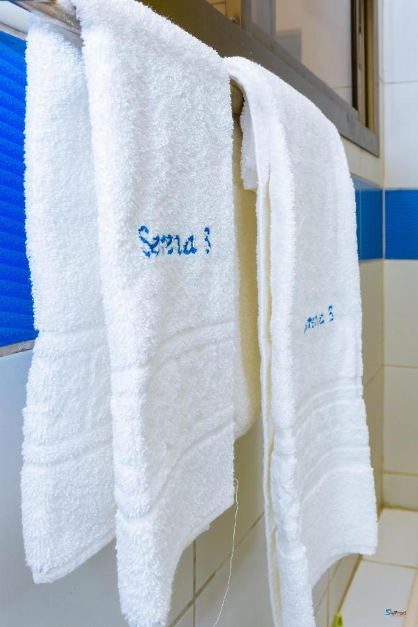 Serena Hotel Douala Luaran gambar
