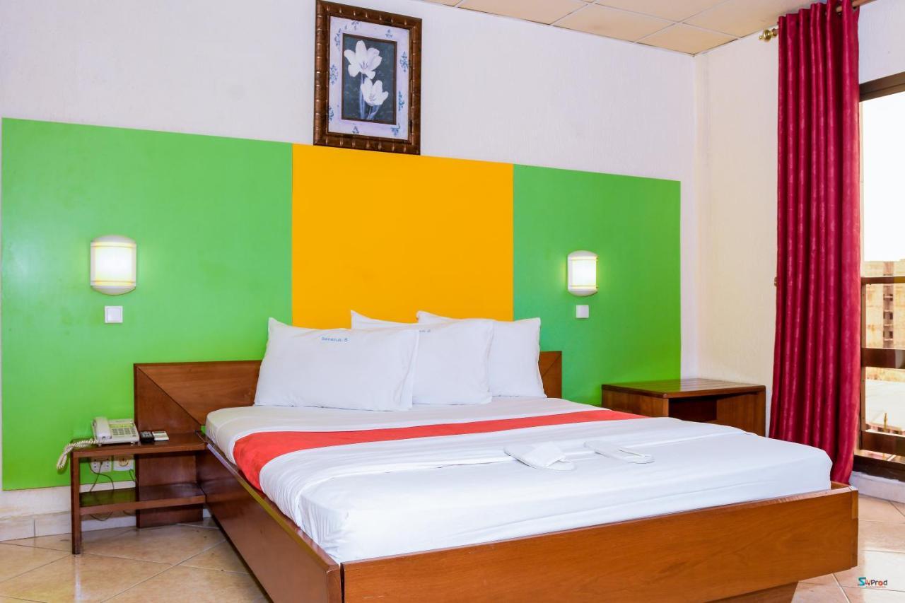 Serena Hotel Douala Luaran gambar