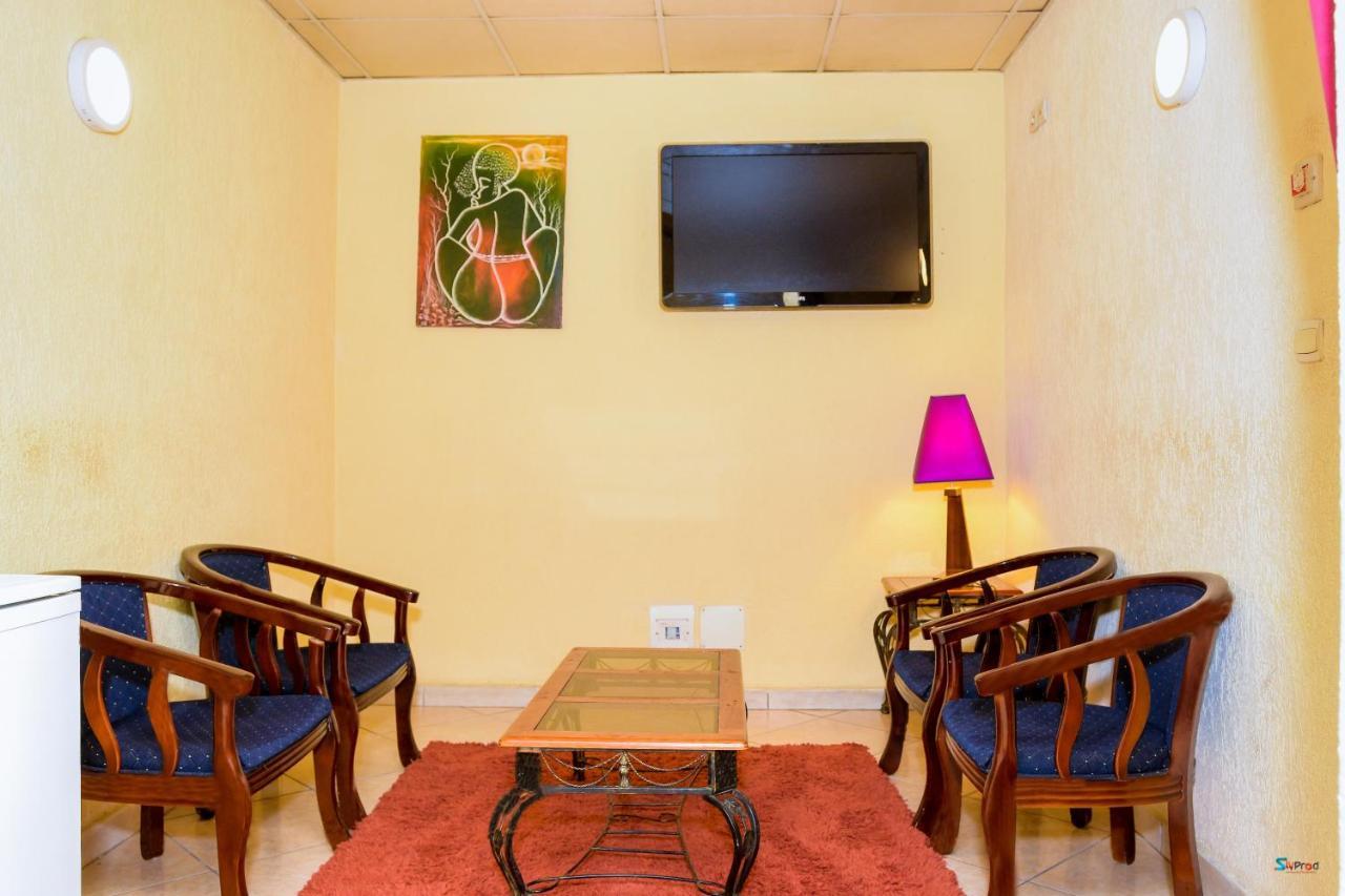 Serena Hotel Douala Luaran gambar